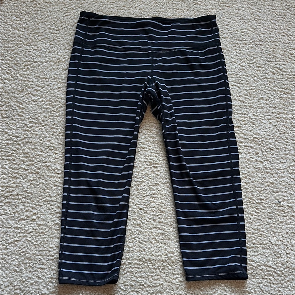 Athleta Black and Grey Striped Leggings Comfortable and Stylish